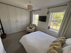 Photo 16- click for photo gallery